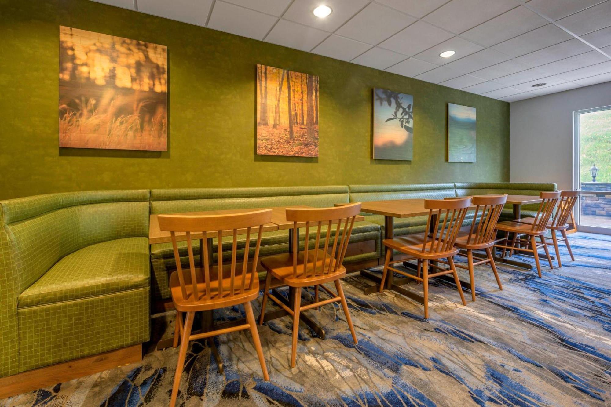 Fairfield Inn & Suites By Marriott Slippery Rock Экстерьер фото